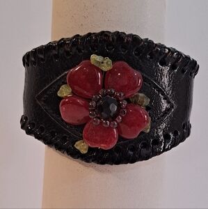Boho chic/western Flower vintage cuff leather bracelet